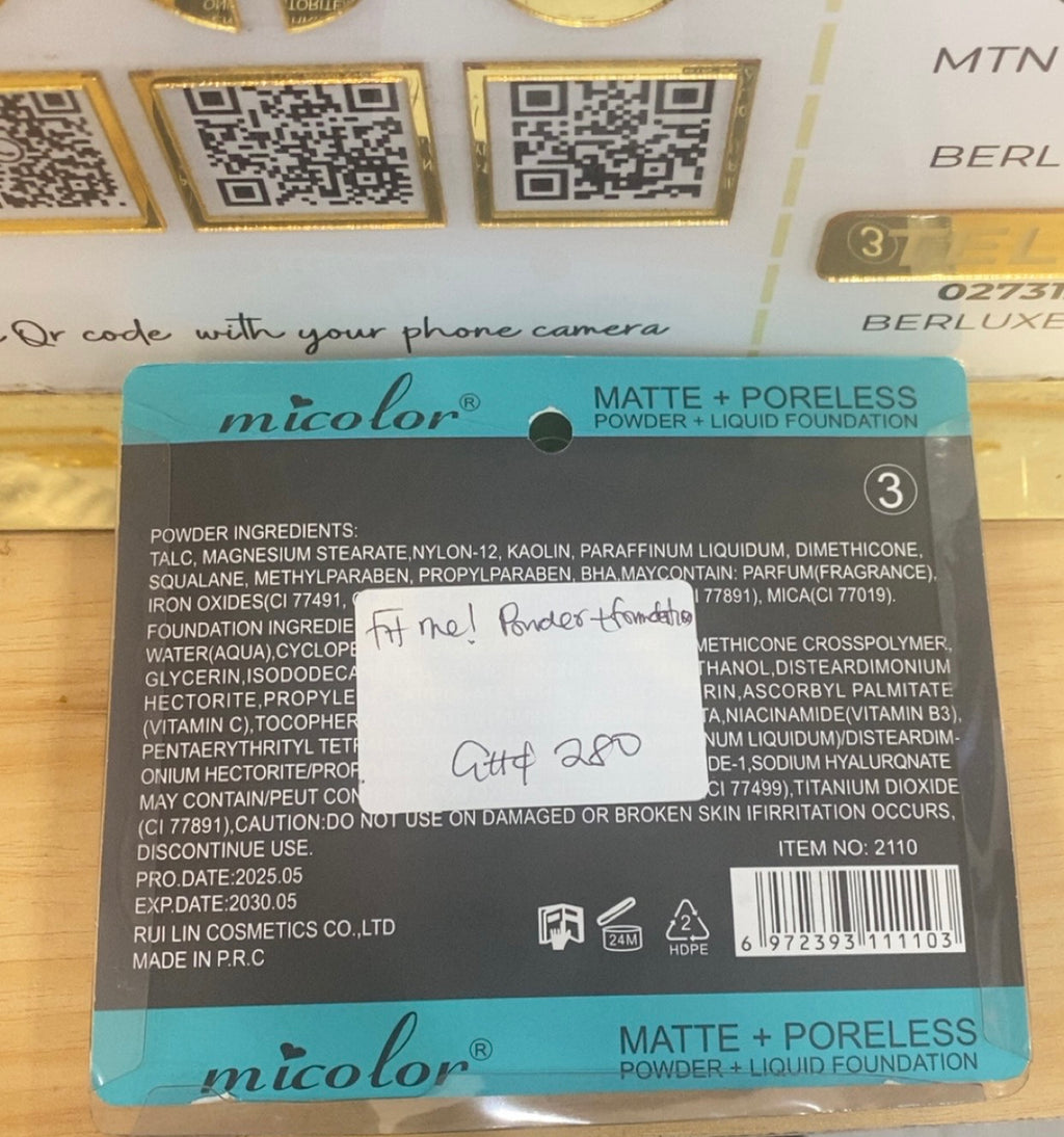 Powder and foundation set