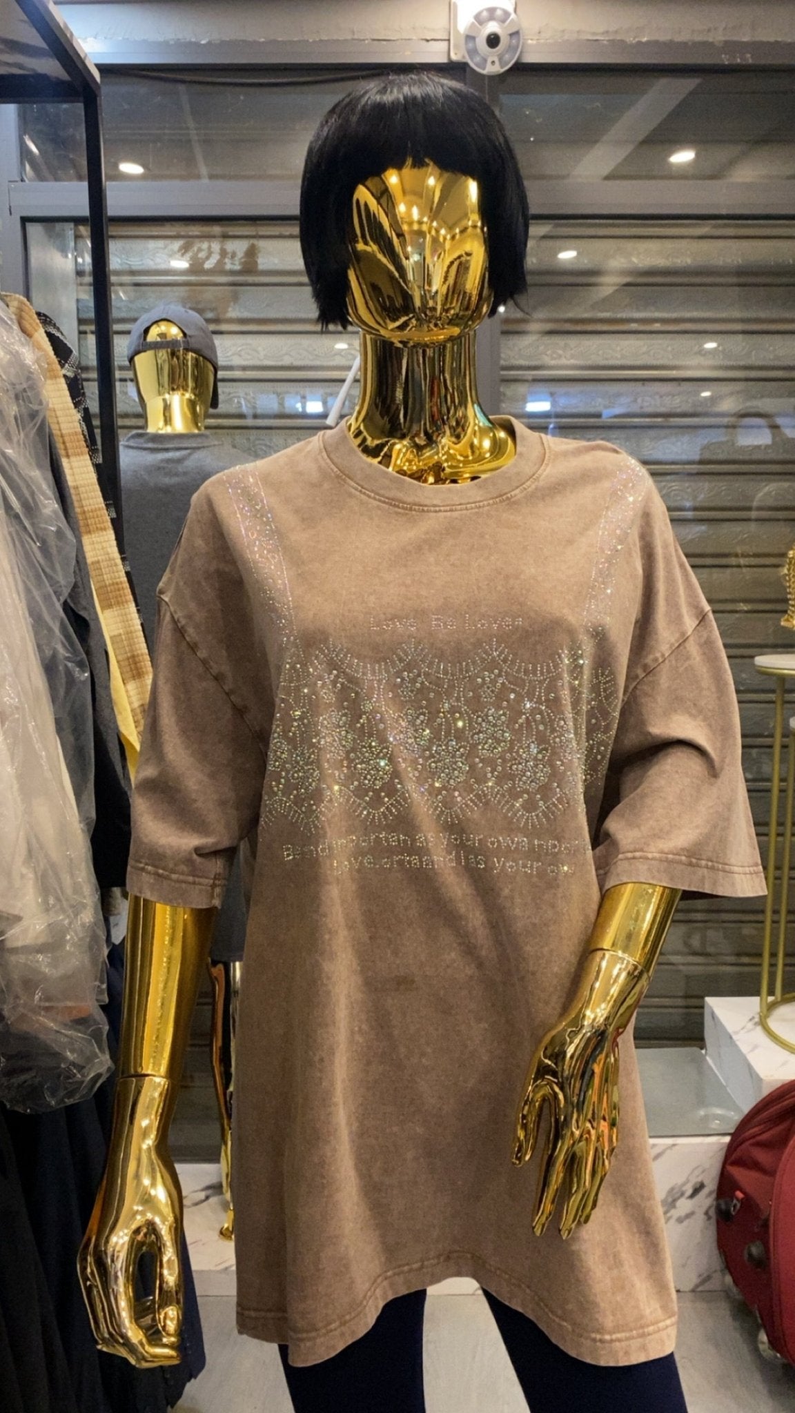 Erica t shirt brown - BerLuxe Haven