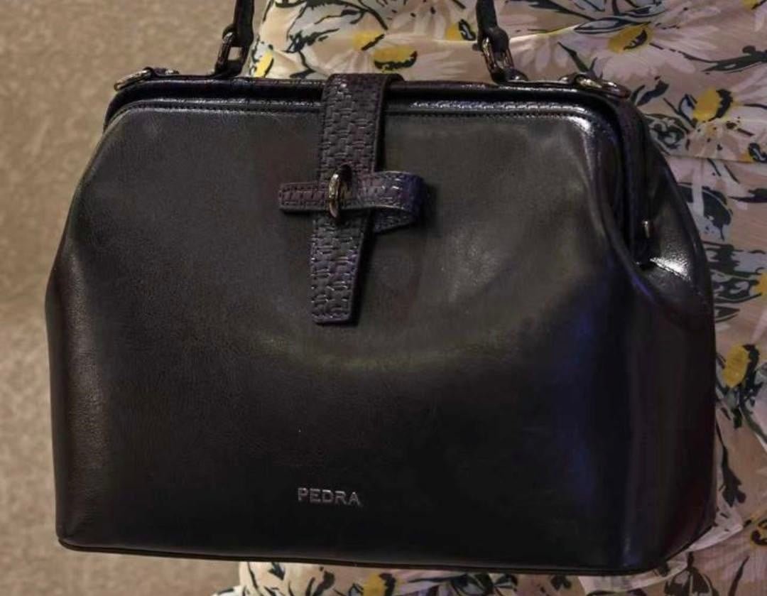 Ladies office bag - BerLuxe Haven