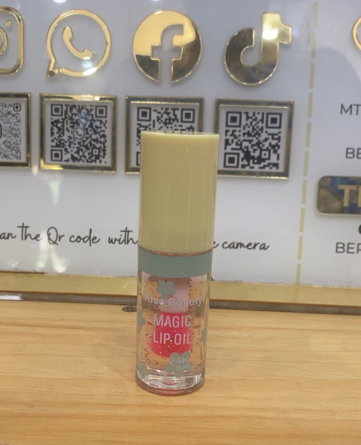 Magic lipgloss YH - BerLuxe Haven