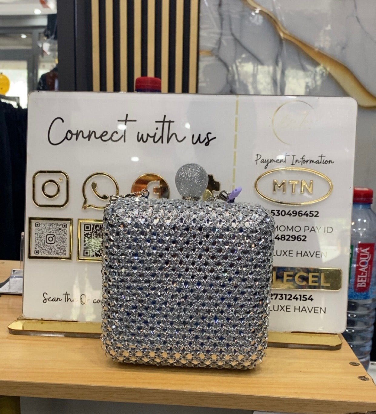 Silver clutch - BerLuxe Haven