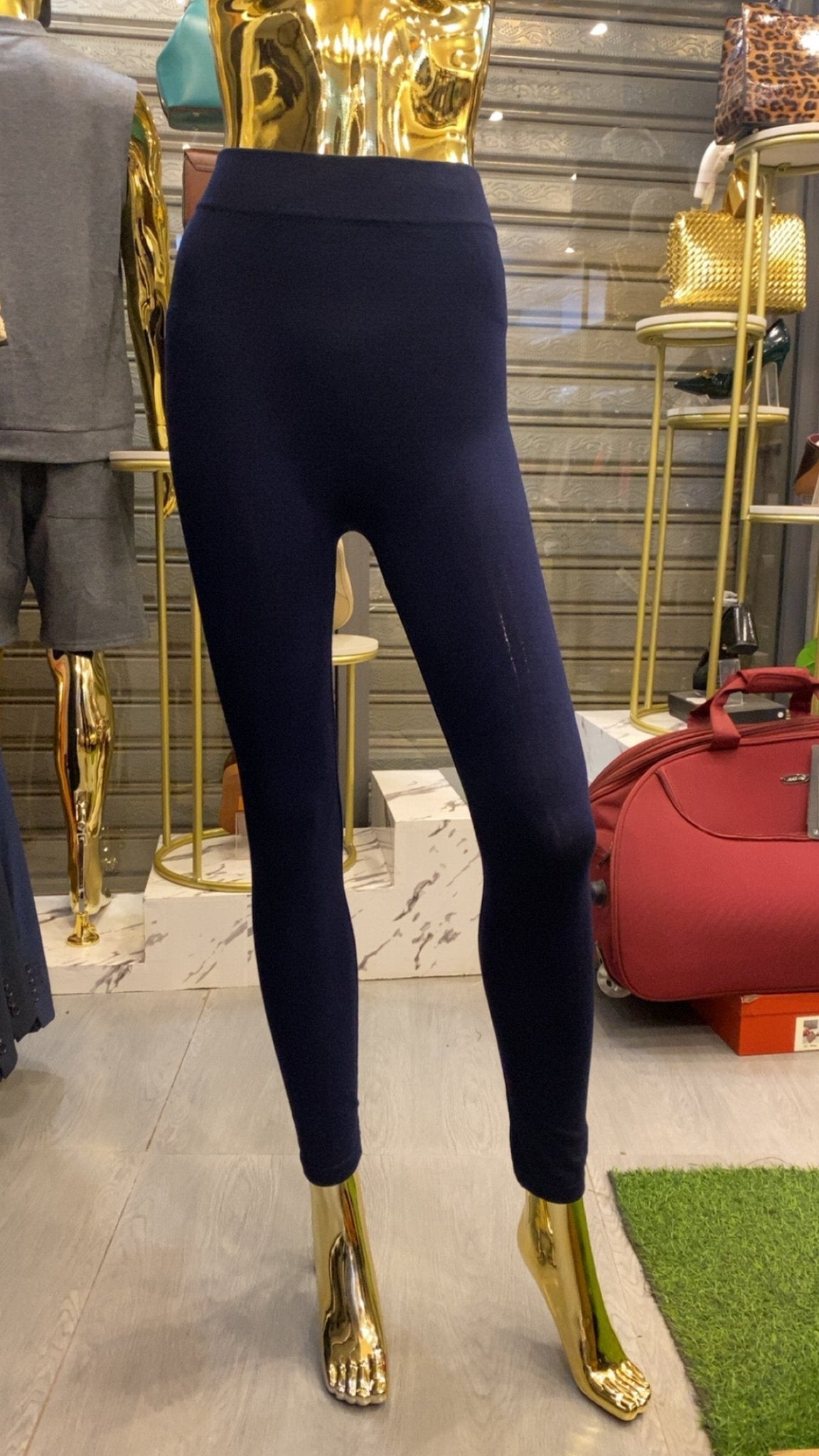 Thick leggings - BerLuxe Haven